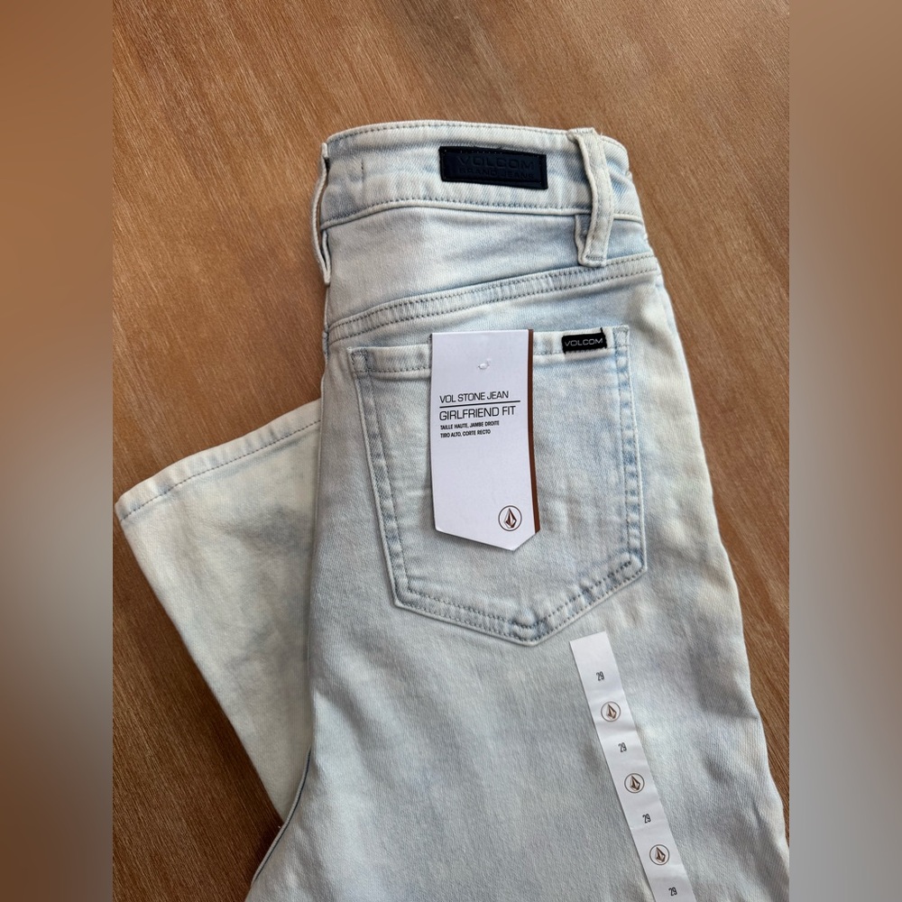 NWT Volcom Women’s Jeans